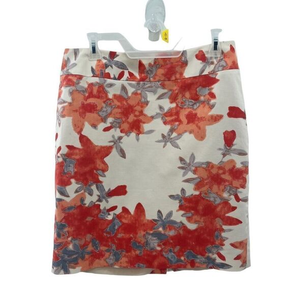 Halogen  - Picture 2 of 4